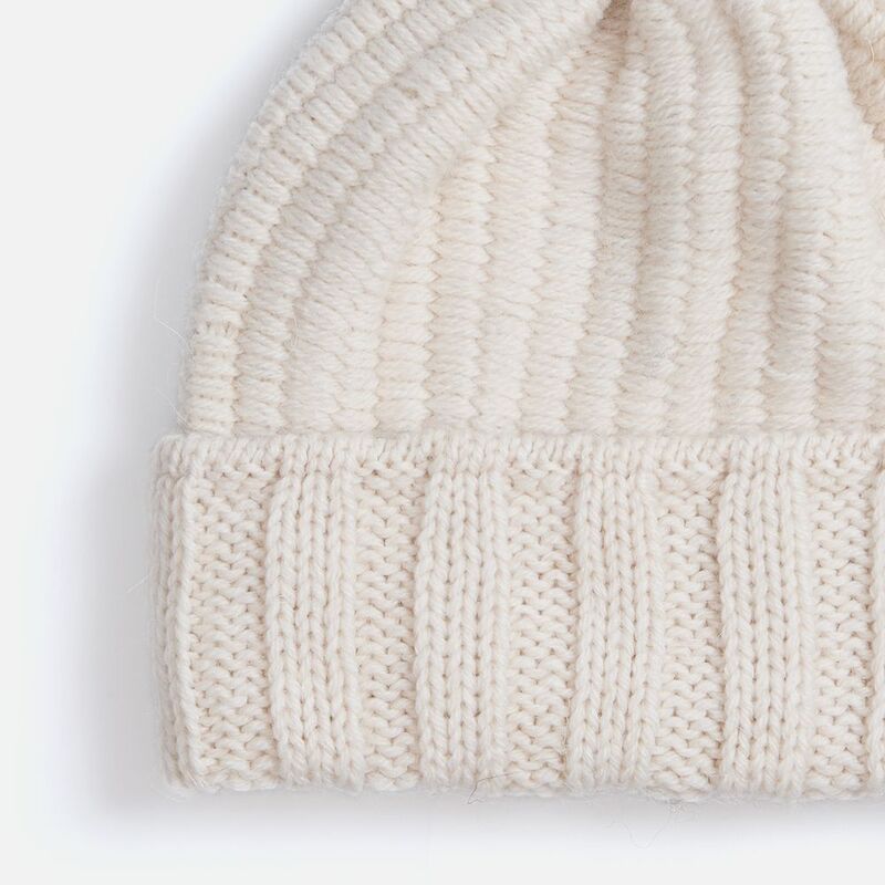 Шапка Frissonelle, жемчужно-белая арт.19922.24