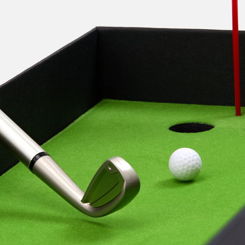 Настольный мини-гольф Golfink, черный с зеленым яблоком арт.20888