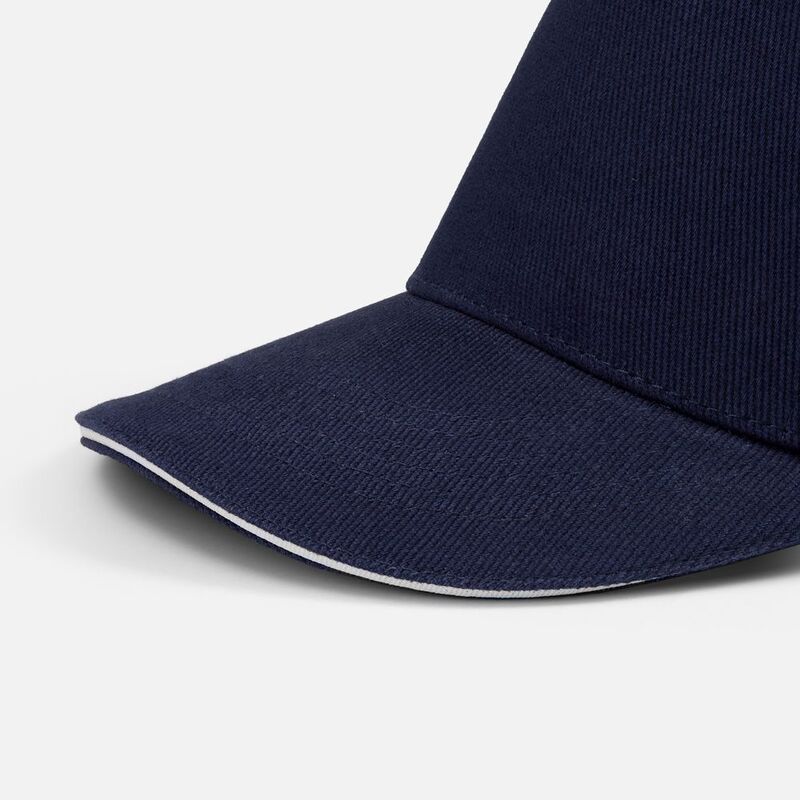 Бейсболка Classic 2.0, темно-синяя с белым кантом арт.21848.46