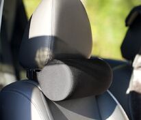 Подушка автомобильная на подголовник Roadie, черная арт.63053.30