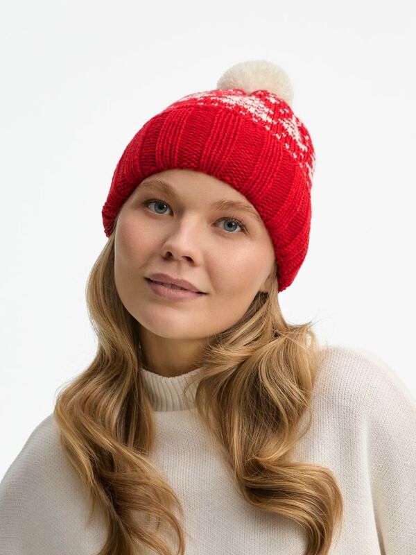 Шапка Holidale, красная с молочным арт.20785.56