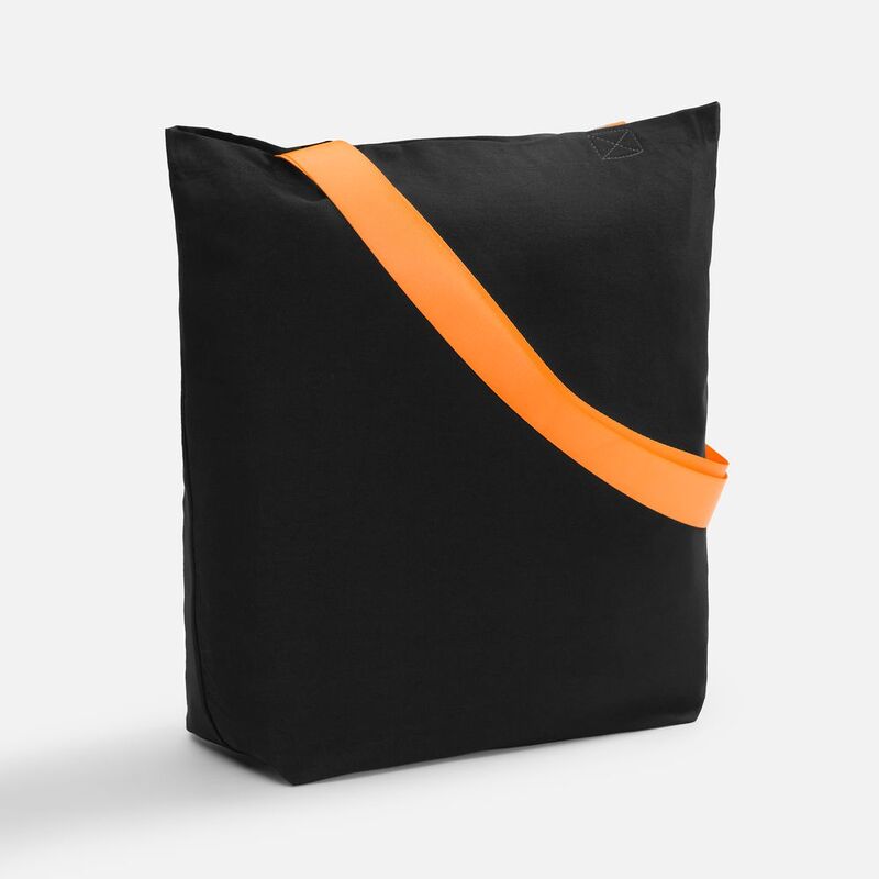 Шопер B5, черный с широкими оранжево-неоновыми ручками арт.19267.22