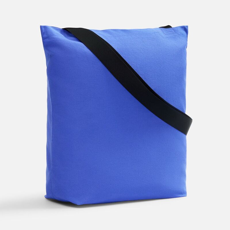 Шопер B5, синий с широкими черными ручками арт.19269.30